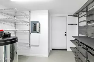 2323 E Devonshire Ave, Phoenix, AZ 85016 - Photo 19