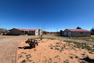 6455 E Nevada Dr, Hereford, AZ 85615 - Photo 1