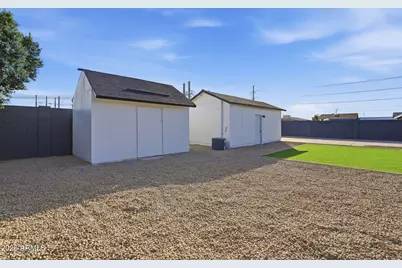 3401 W Oraibi Drive, Phoenix, AZ 85027 - Photo 21