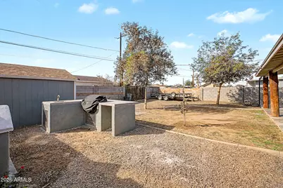 3801 W Lewis Avenue, Phoenix, AZ 85009 - Photo 23