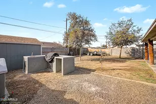 3801 W Lewis Ave, Phoenix, AZ 85009 - Photo 23