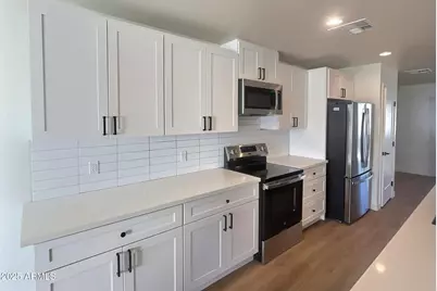 2502 E Paradise Lane #Apt 2, Phoenix, AZ 85032 - Photo 15
