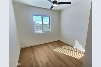 2502 E Paradise Lane #Apt 2, Phoenix, AZ 85032 - Photo 33