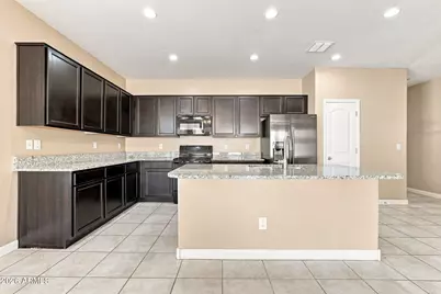 4200 W Alabama Lane, San Tan Valley, AZ 85144 - Photo 5