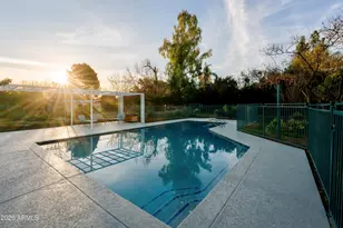 6055 N 2nd St, Phoenix, AZ 85012 - Photo 1