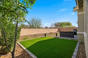 21088 E Arroyo Verde Dr, Queen Creek, AZ 85142 - Photo 41