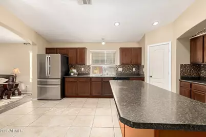 38609 N Carolina Avenue, San Tan Valley, AZ 85140 - Photo 9