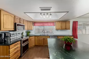 11472 N 47th Ave, Glendale, AZ 85304 - Photo 13