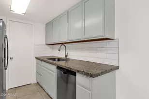 4615 E Jones Ave, Phoenix, AZ 85040 - Photo 13