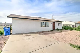 2535 E Southgate Ave, Phoenix, AZ 85040 - Photo 1