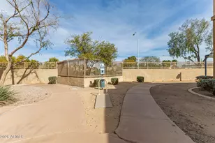1445 E Broadway Rd, Tempe, AZ 85282 - Photo 29