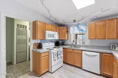 816 N Ridgeview Place, Huachuca City, AZ 85616 - Photo 17