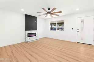 12655 N 32nd Ave, Phoenix, AZ 85029 - Photo 11