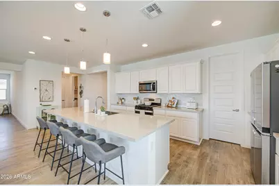 5012 S 111th Avenue, Tolleson, AZ 85353 - Photo 5