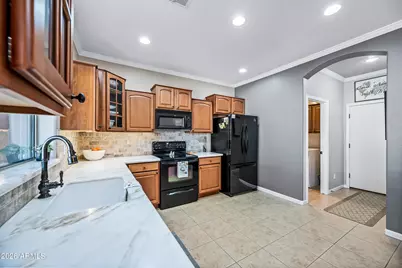 1048 E Iris Drive, Chandler, AZ 85286 - Photo 15