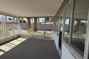 10217 W Mission Ln, Sun City, AZ 85351 - Photo 23