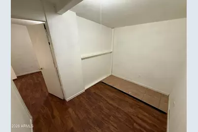 3839 W Hazelwood Street #Apt 5, Phoenix, AZ 85019 - Photo 11