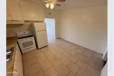 3839 W Hazelwood Street #Apt 5, Phoenix, AZ 85019 - Photo 7