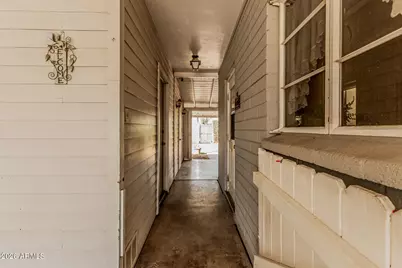 102 S Catalina Street, Gilbert, AZ 85233 - Photo 17