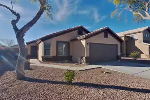 8123 W Hammond Ln, Phoenix, AZ 85043 - Photo 1