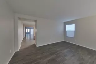 3326 W St Anne Ave, Phoenix, AZ 85041 - Photo 3