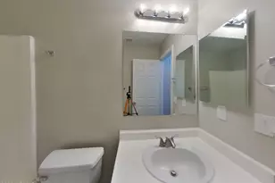 3326 W St Anne Ave, Phoenix, AZ 85041 - Photo 11