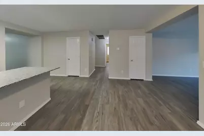 3326 W Saint Anne Avenue, Phoenix, AZ 85041 - Photo 5
