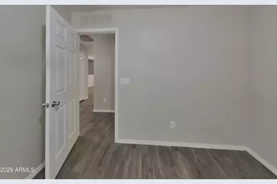 3326 W Saint Anne Avenue, Phoenix, AZ 85041 - Photo 9