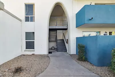 5135 N 10th Street #18, Phoenix, AZ 85014 - Photo 1