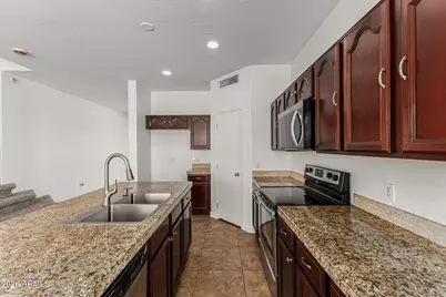 7593 N 72nd Avenue, Glendale, AZ 85303 - Photo 11