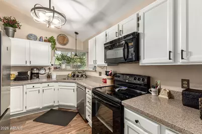 1511 N Central Drive, Chandler, AZ 85224 - Photo 9