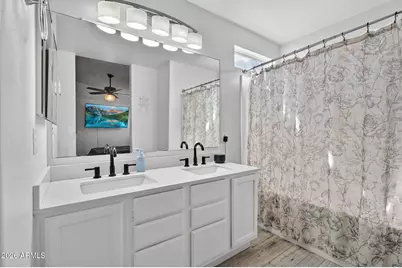 1365 W Vaughn Avenue W, Gilbert, AZ 85233 - Photo 11