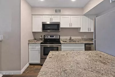 4410 N Longview Avenue #208, Phoenix, AZ 85014 - Photo 5