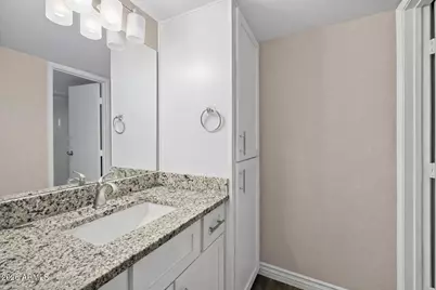 4410 N Longview Avenue #208, Phoenix, AZ 85014 - Photo 7