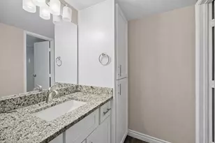 4410 N Longview Ave, Phoenix, AZ 85014 - Photo 7