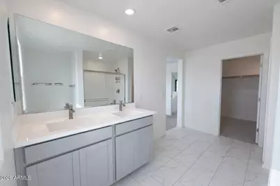 2439 W Kowalsky Lane, Phoenix, AZ 85041 - Photo 23