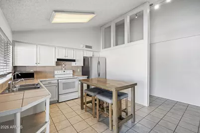 12619 N 39th Drive, Phoenix, AZ 85029 - Photo 9