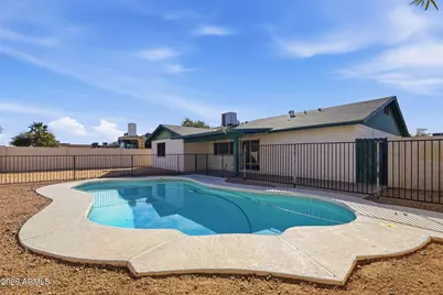 12619 N 39th Drive, Phoenix, AZ 85029 - Photo 31