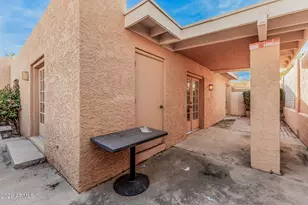 1010 E Becker Ln, Phoenix, AZ 85020 - Photo 15