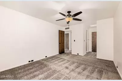 1010 E Becker Lane, Phoenix, AZ 85020 - Photo 13