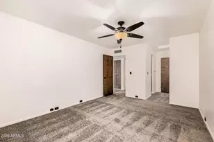 1010 E Becker Ln, Phoenix, AZ 85020 - Photo 13