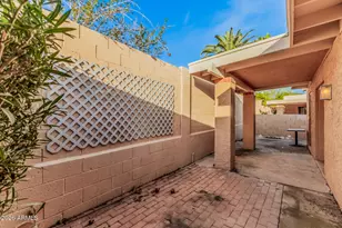1010 E Becker Ln, Phoenix, AZ 85020 - Photo 19