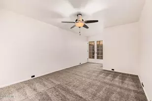 1010 E Becker Ln, Phoenix, AZ 85020 - Photo 11