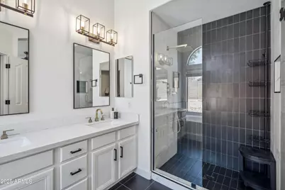 4440 E Tether Trail, Phoenix, AZ 85050 - Photo 17