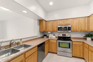 16626 E Westby Dr, Fountain Hills, AZ 85268 - Photo 9