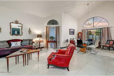 322 E Vaughn Avenue, Gilbert, AZ 85234 - Photo 9