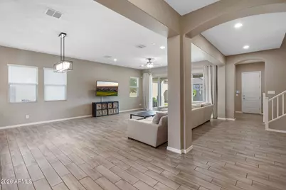 4527 E Skousen Street, Gilbert, AZ 85295 - Photo 7