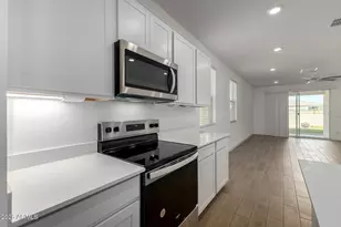 17628 W Msn Ln, Waddell, AZ 85355 - Photo 9