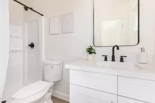 3823 W Earll Dr, Phoenix, AZ 85019 - Photo 11