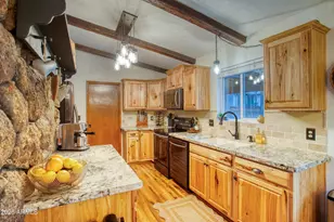 8667 Alchesay Dr, Pinetop, AZ 85935 - Photo 11